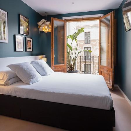 Hostal Sol Y K Barcelona Exterior photo
